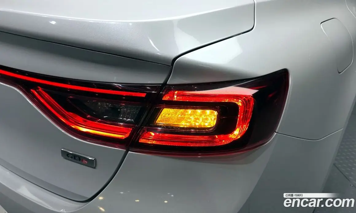 Renault (Samsung) SM6 2016 2.0 автомат (гидро), фото 9 Renault (Samsung) SM6 2016 2.0 автомат (гидро), фото 9