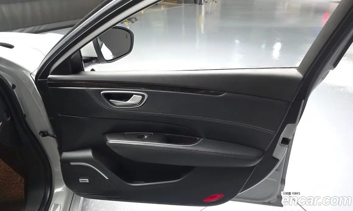 Renault (Samsung) SM6 2017 1.6 автомат (гидро), фото 14 Renault (Samsung) SM6 2017 1.6 автомат (гидро), фото 14