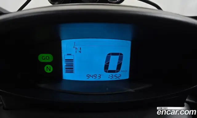 Renault (Samsung) Twizy 2020 0.1 автомат (гидро), миниатюра 11 Renault (Samsung) Twizy 2020 0.1 автомат (гидро), миниатюра 11