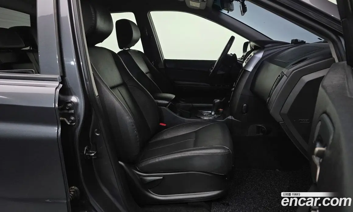 SsangYong Korando 2017 2.2 автомат (гидро), фото 16