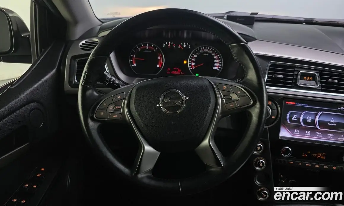 SsangYong Korando 2017 2.2 автомат (гидро), фото 19