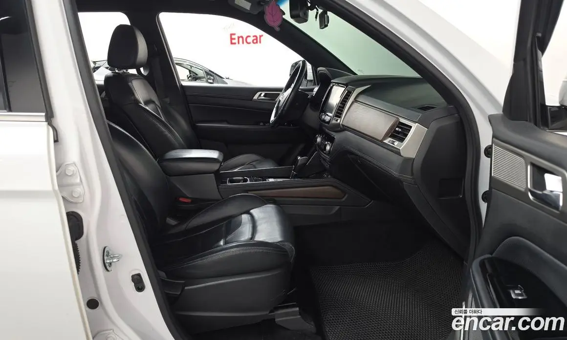 SsangYong Rexton 2017 2.2 автомат (гидро), фото 16