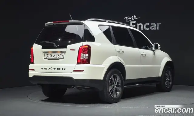 SsangYong Rexton 2017 2.2 автомат (гидро), миниатюра 2