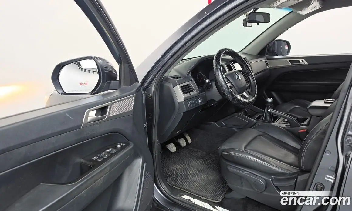 SsangYong Rexton 2018 2.2 механика, фото 13 SsangYong Rexton 2018 2.2 механика, фото 13