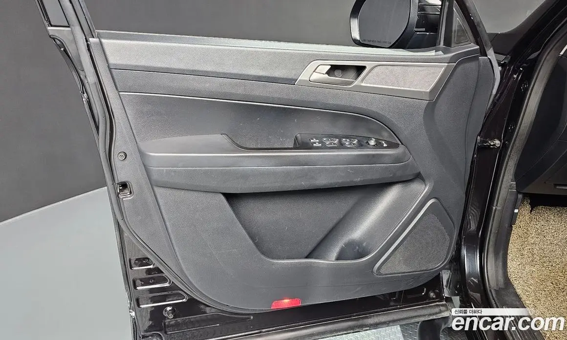 SsangYong Rexton 2018 2.2 автомат (гидро), фото 14 SsangYong Rexton 2018 2.2 автомат (гидро), фото 14