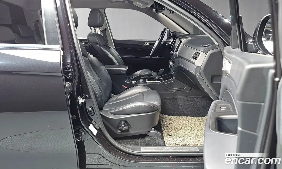 SsangYong Rexton 2018 2.2 автомат (гидро), фото 16 SsangYong Rexton 2018 2.2 автомат (гидро), фото 16