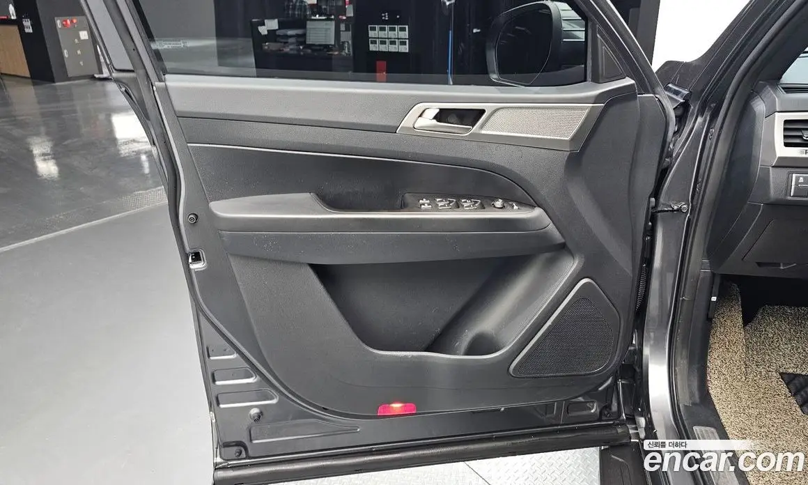 SsangYong Rexton 2019 2.2 автомат (гидро), фото 14