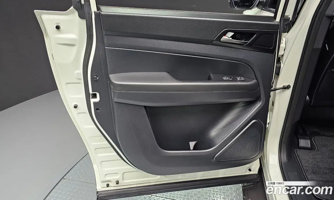 SsangYong Rexton 2020 2.2 автомат (гидро), фото 15