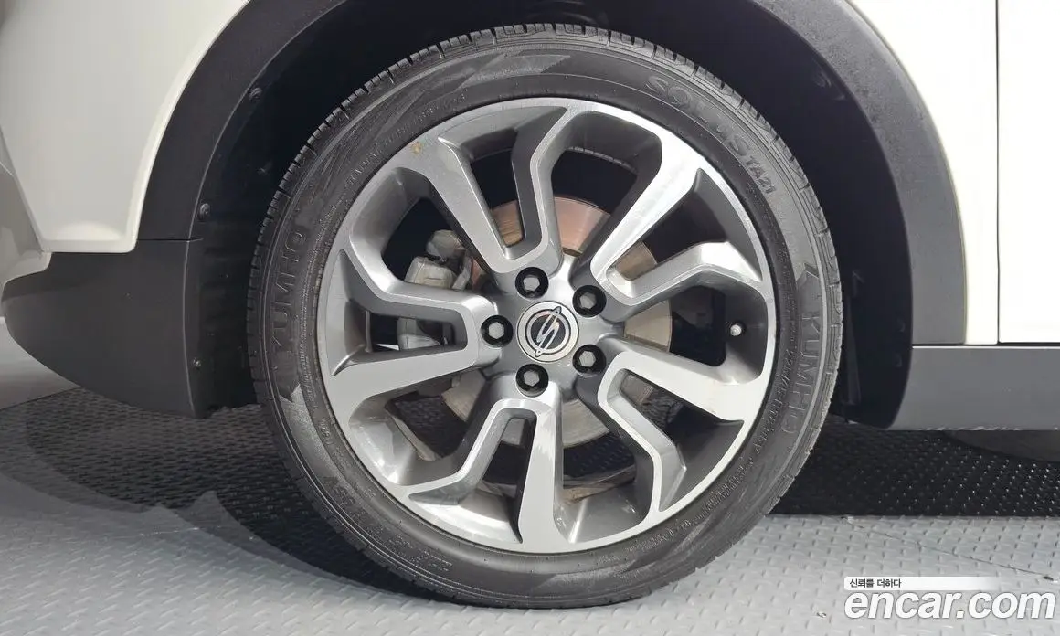 SsangYong TIBOLI 2016 1.6 автомат (гидро), фото 5 SsangYong TIBOLI 2016 1.6 автомат (гидро), фото 5