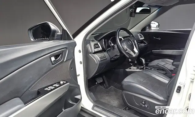SsangYong TIBOLI 2016 1.6 автомат (гидро), миниатюра 10 SsangYong TIBOLI 2016 1.6 автомат (гидро), миниатюра 10