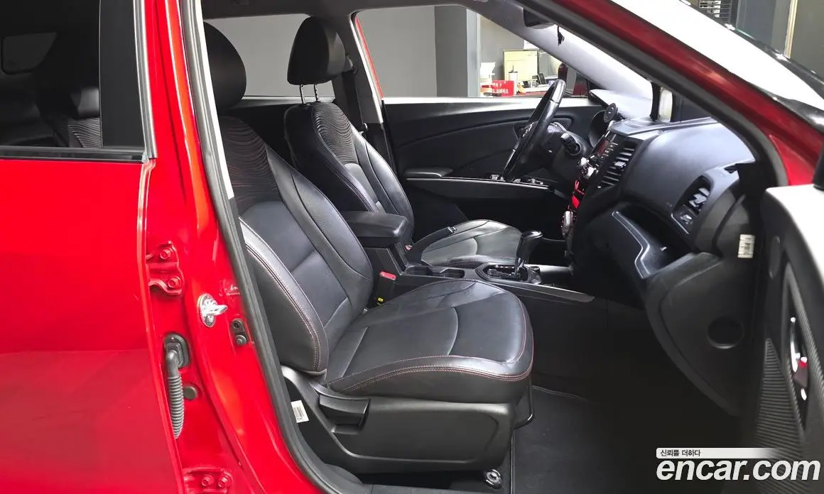 SsangYong TIBOLI 2017 1.6 автомат (гидро), фото 17