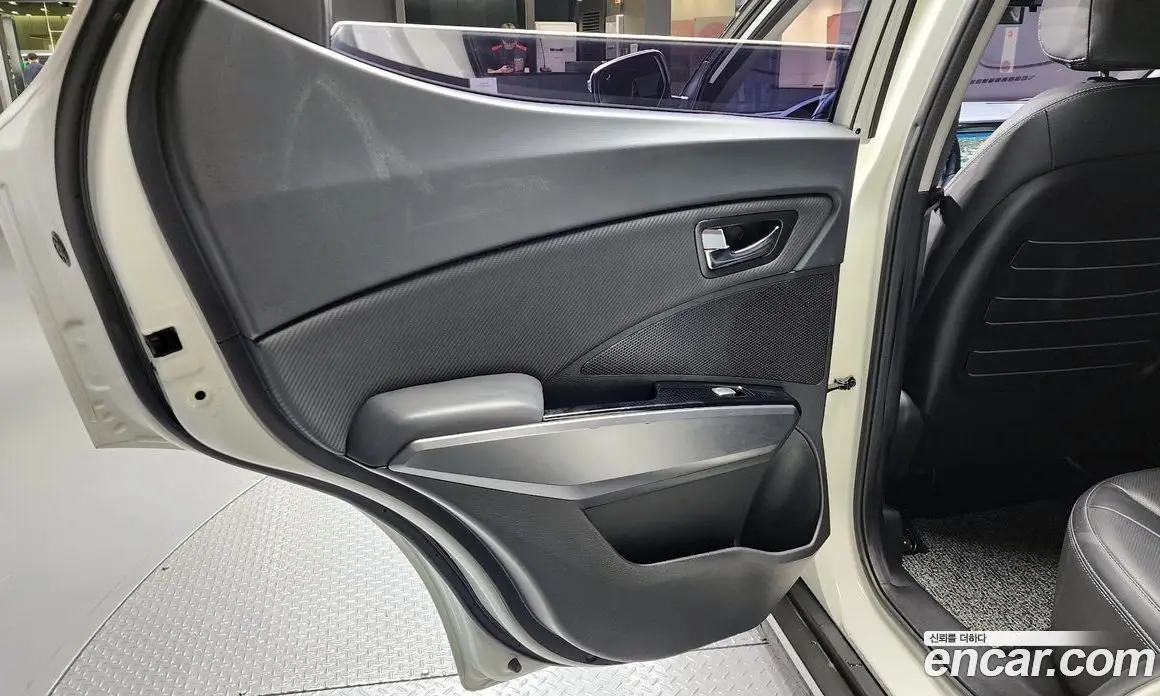 SsangYong TIBOLI 2018 1.6 автомат (гидро), фото 15