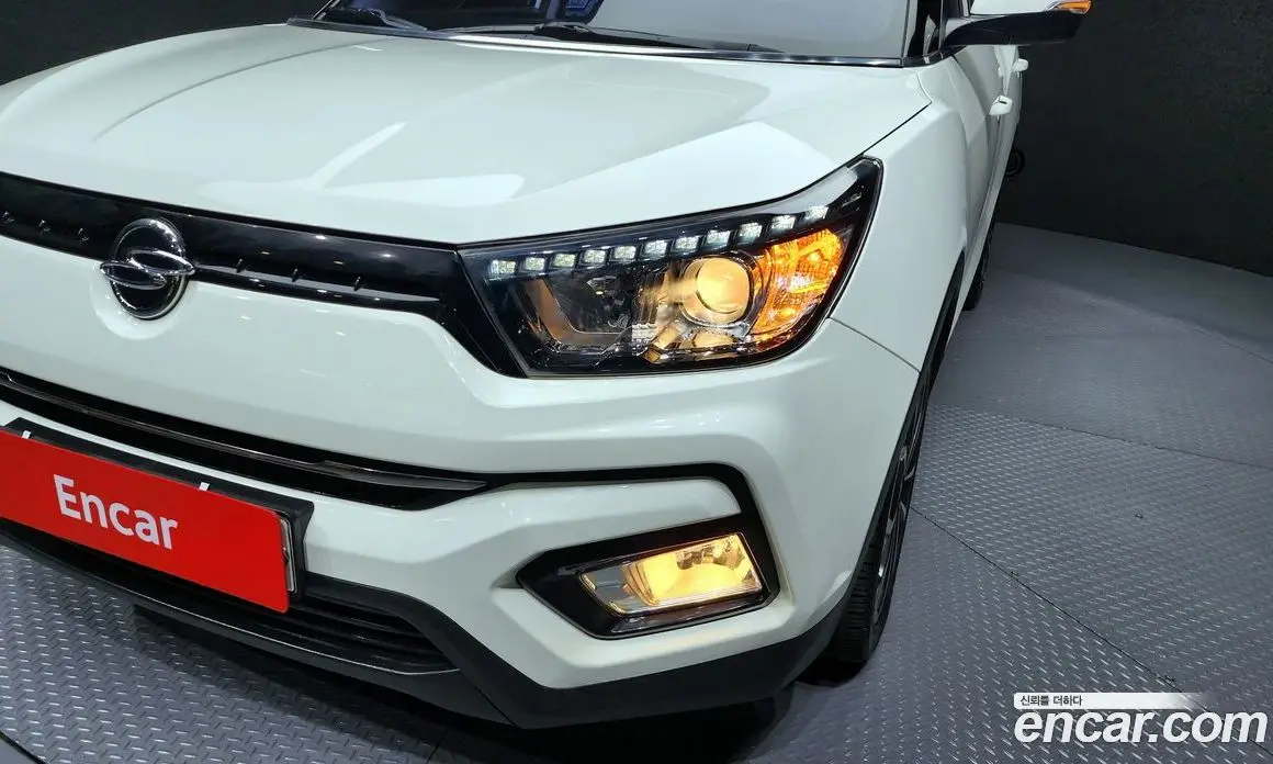 SsangYong TIBOLI 2018 1.6 автомат (гидро), фото 8
