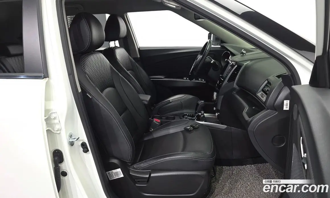 SsangYong TIBOLI 2018 1.6 автомат (гидро), фото 17