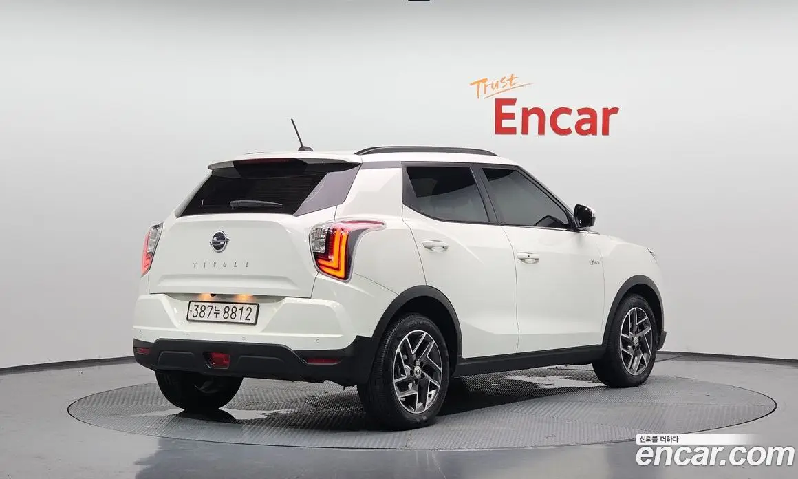 SsangYong TIBOLI 2022 1.5 автомат (гидро), фото 2 SsangYong TIBOLI 2022 1.5 автомат (гидро), фото 2