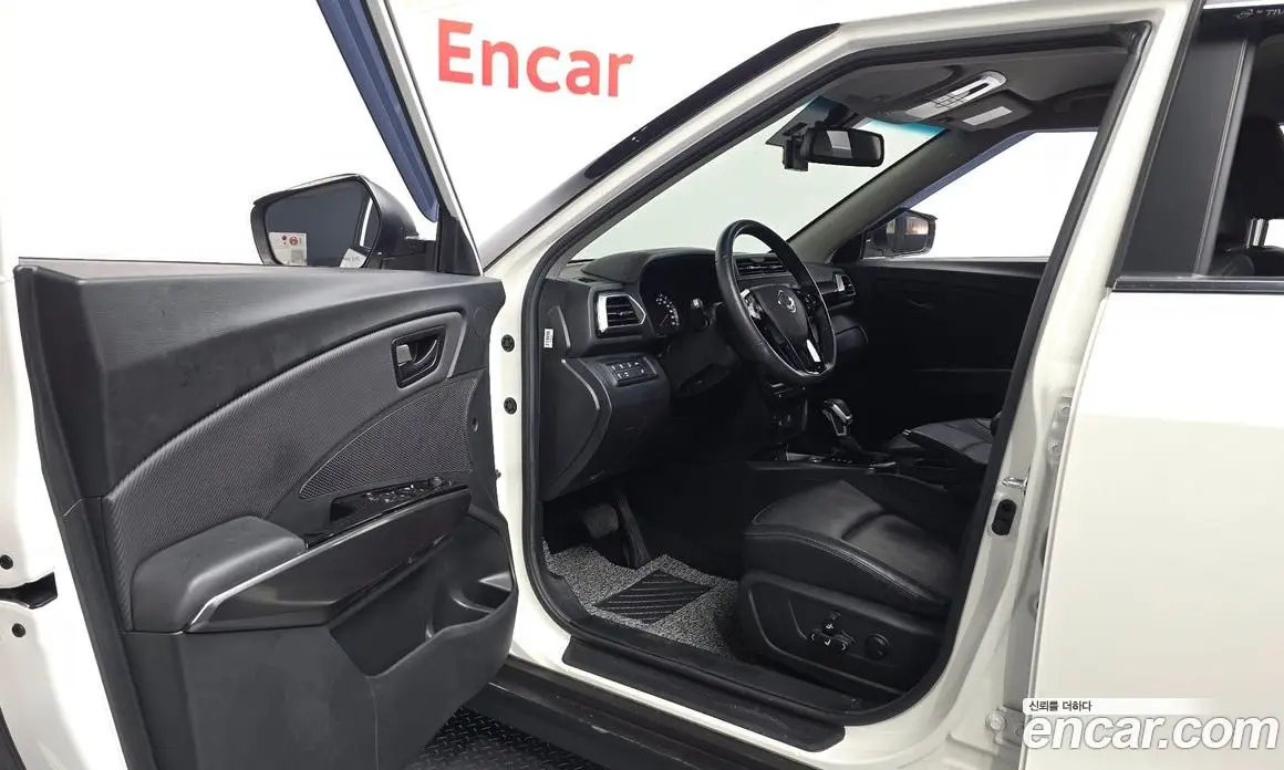 SsangYong TIBOLI 2023 1.6 автомат (гидро), фото 13 SsangYong TIBOLI 2023 1.6 автомат (гидро), фото 13