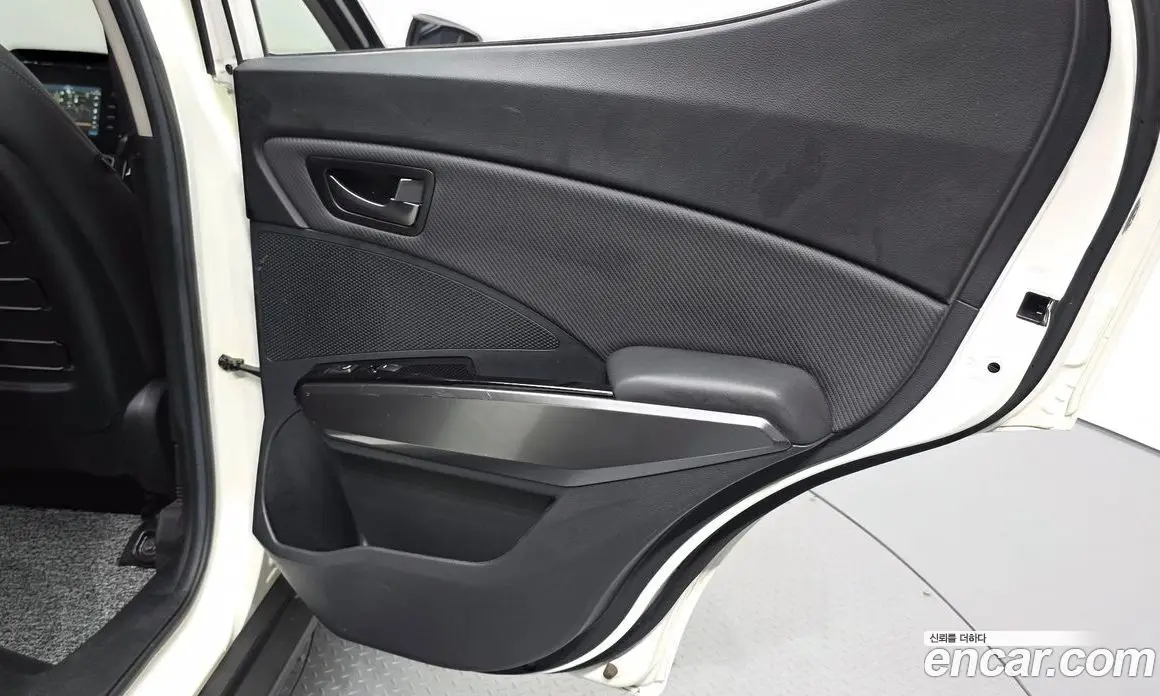SsangYong TIBOLI 2023 1.6 автомат (гидро), фото 15 SsangYong TIBOLI 2023 1.6 автомат (гидро), фото 15