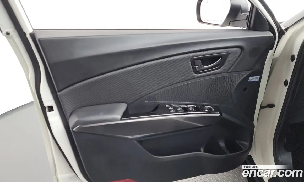 SsangYong TIBOLI 2024 1.6 автомат (гидро), фото 14