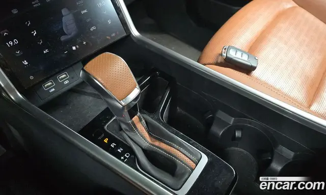 SsangYong Torres 2023 1.5 автомат (гидро), миниатюра 11