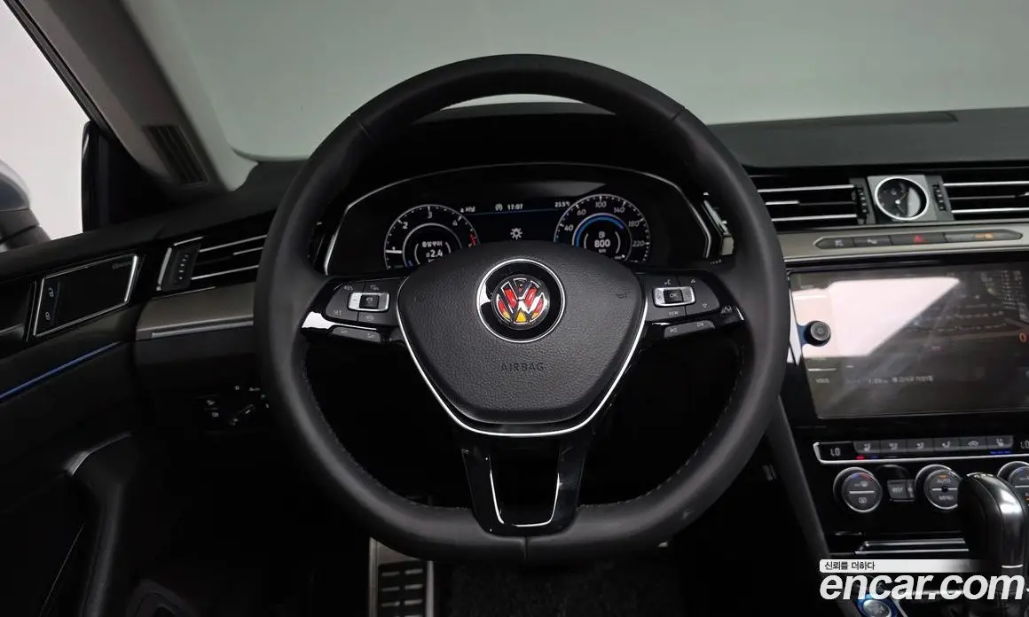 Volkswagen Arteon 2019 2.0 автомат (гидро), фото 20 Volkswagen Arteon 2019 2.0 автомат (гидро), фото 20