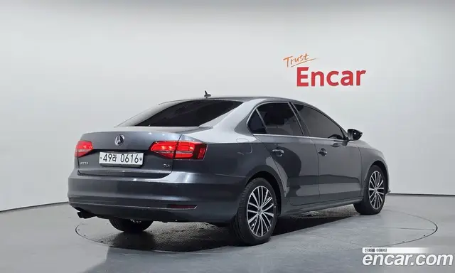 Volkswagen Jetta 2015 2.0 автомат (гидро), миниатюра 2