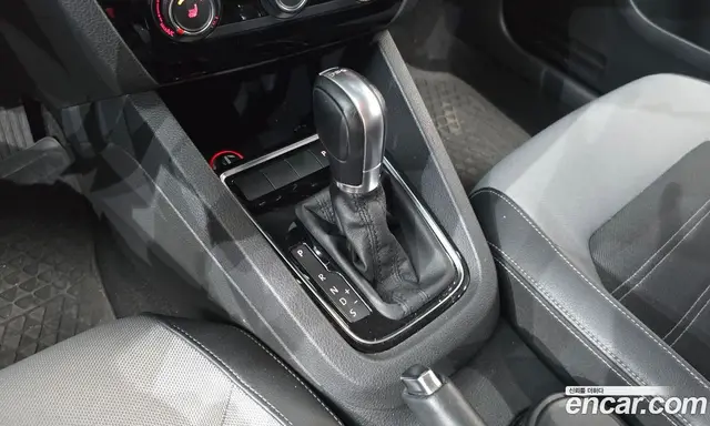Volkswagen Jetta 2015 2.0 автомат (гидро), миниатюра 12