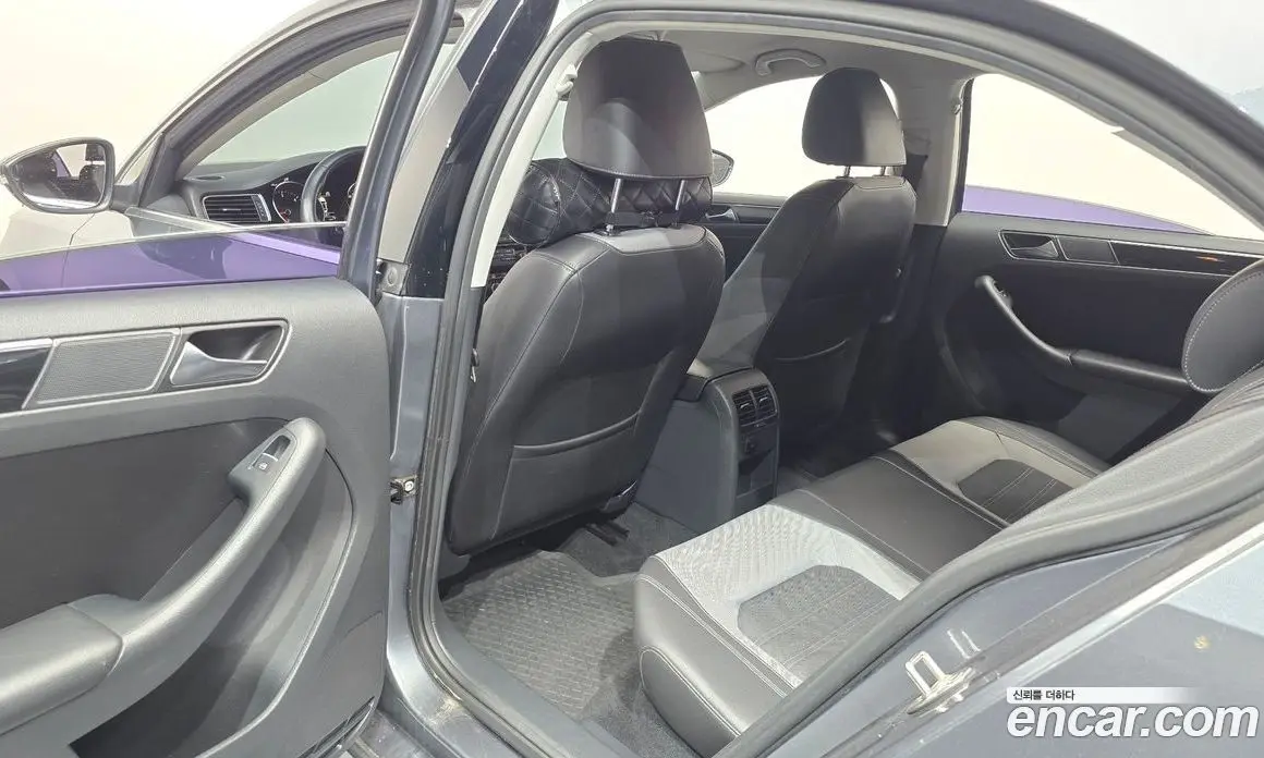 Volkswagen Jetta 2015 2.0 автомат (гидро), фото 18