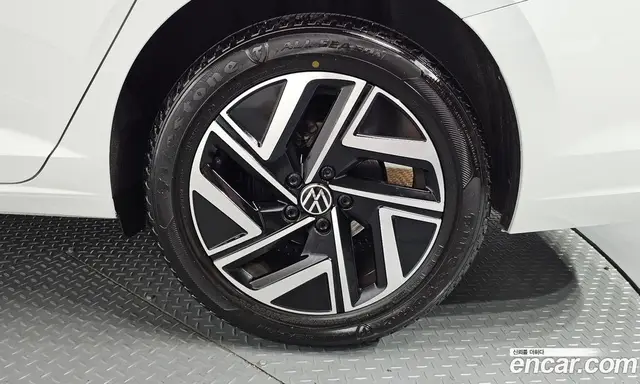 Volkswagen Jetta 2024 1.5 автомат (гидро), миниатюра 6 Volkswagen Jetta 2024 1.5 автомат (гидро), миниатюра 6