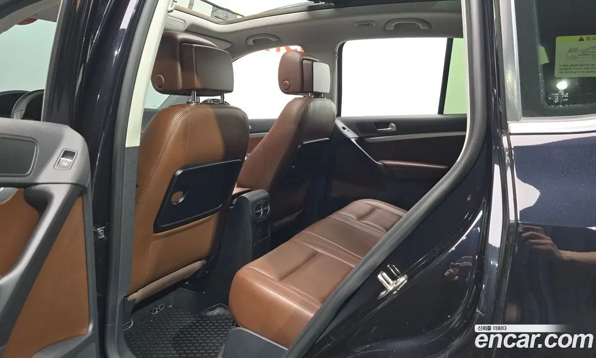 Volkswagen Tiguan 2013 2.0 автомат (гидро), фото 16 Volkswagen Tiguan 2013 2.0 автомат (гидро), фото 16