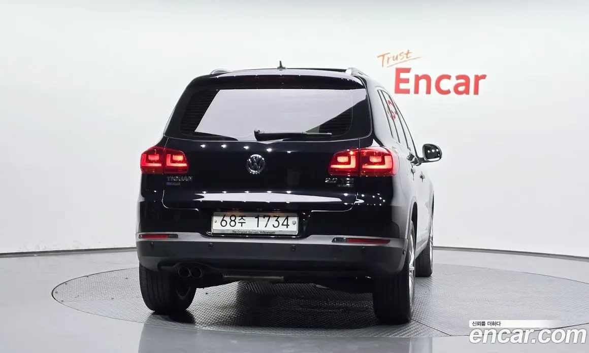Volkswagen Tiguan 2013 2.0 автомат (гидро), фото 3 Volkswagen Tiguan 2013 2.0 автомат (гидро), фото 3