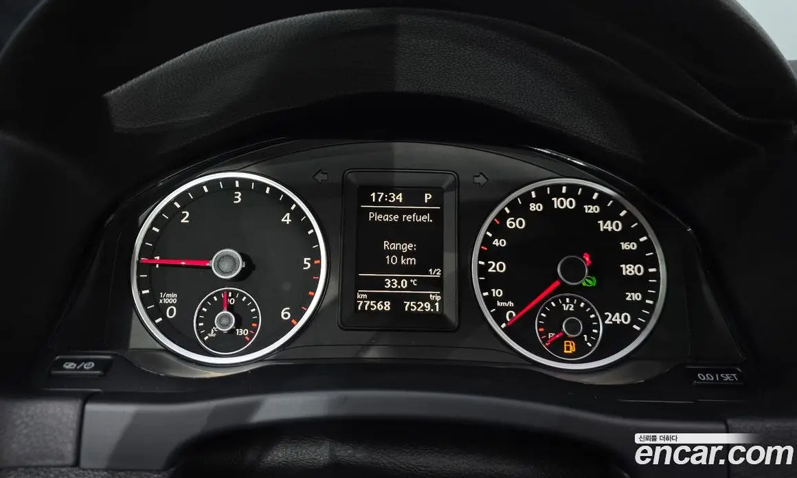 Volkswagen Tiguan 2013 2.0 автомат (гидро), фото 10 Volkswagen Tiguan 2013 2.0 автомат (гидро), фото 10