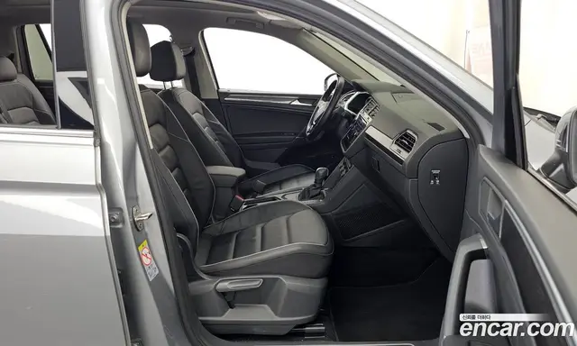 Volkswagen Tiguan 2020 2.0 автомат (гидро), миниатюра 11 Volkswagen Tiguan 2020 2.0 автомат (гидро), миниатюра 11