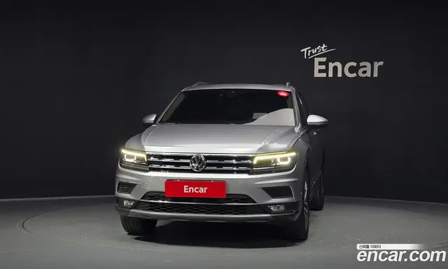 Volkswagen Tiguan 2020 2.0 автомат (гидро), миниатюра 3 Volkswagen Tiguan 2020 2.0 автомат (гидро), миниатюра 3