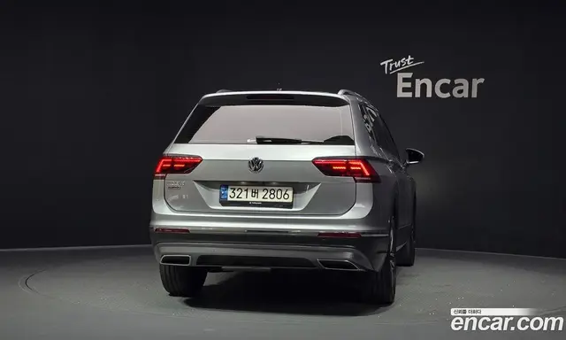 Volkswagen Tiguan 2020 2.0 автомат (гидро), миниатюра 4 Volkswagen Tiguan 2020 2.0 автомат (гидро), миниатюра 4