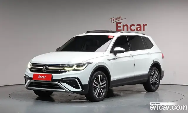 Volkswagen Tiguan, 2023, 53 941 км