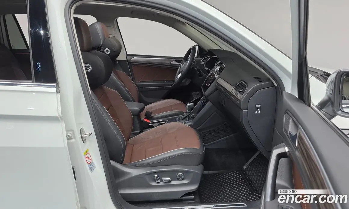 Volkswagen Tiguan 2023 2.0 автомат (гидро), фото 17
