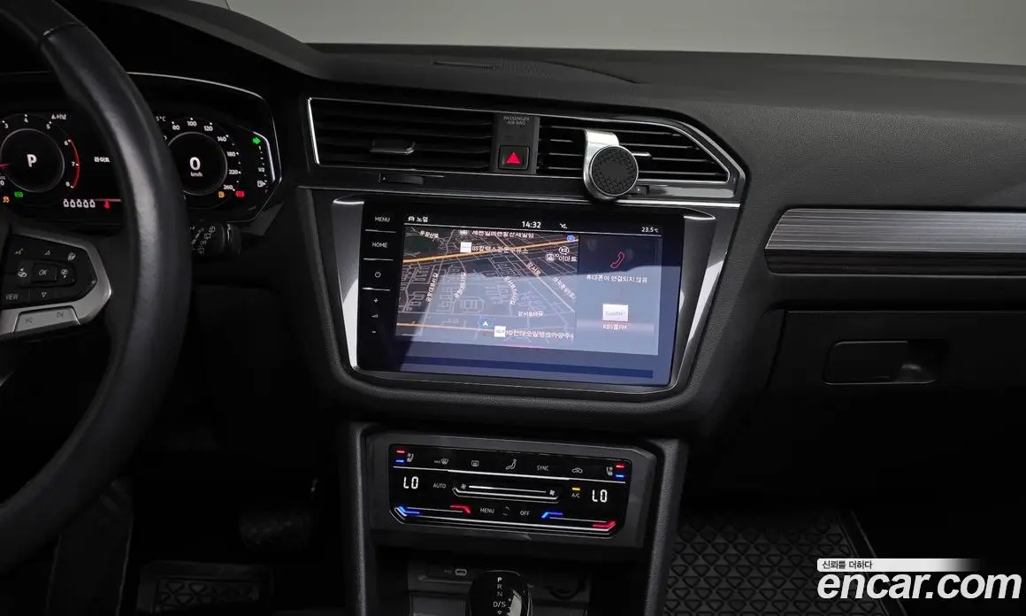 Volkswagen Tiguan 2023 2.0 автомат (гидро), фото 20