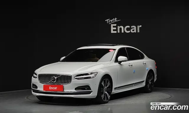 Volvo S90, 2022, 49 180 км