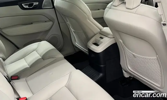 Volvo XC60 2026 2.0 автомат (гидро), миниатюра 11 Volvo XC60 2026 2.0 автомат (гидро), миниатюра 11