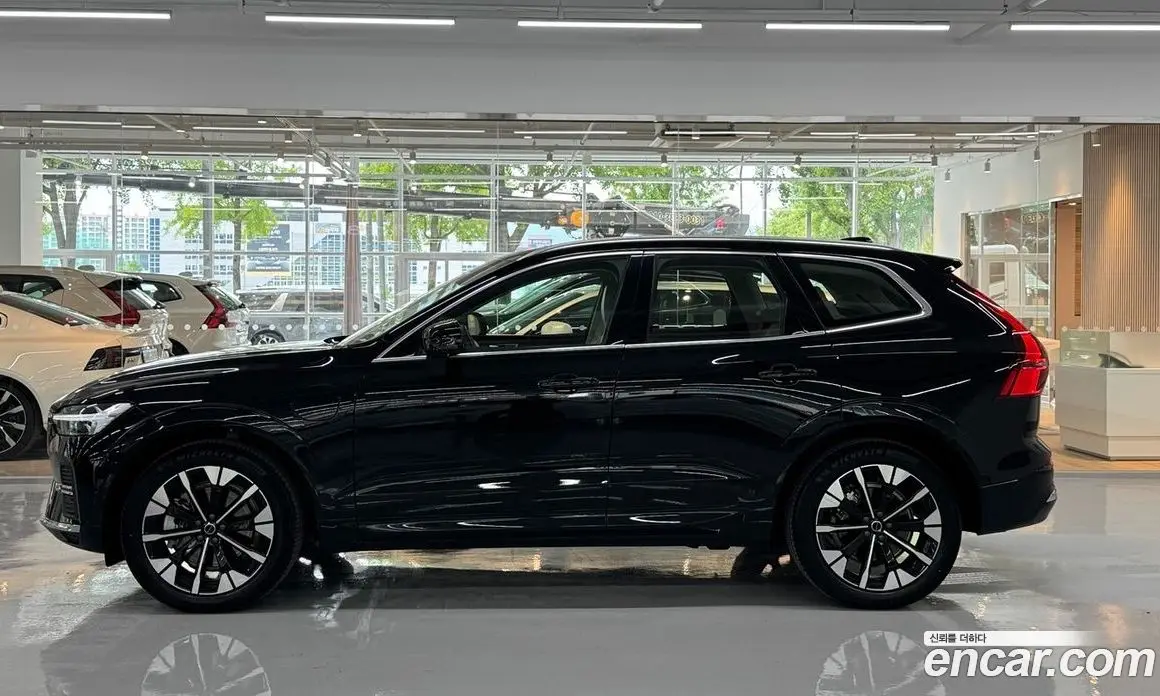 Volvo XC60 2026 2.0 автомат (гидро), фото 19 Volvo XC60 2026 2.0 автомат (гидро), фото 19