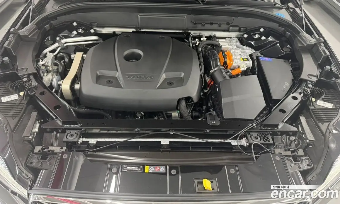 Volvo XC60 2026 2.0 автомат (гидро), фото 6 Volvo XC60 2026 2.0 автомат (гидро), фото 6
