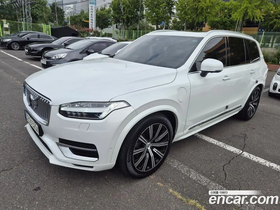 Volvo XC90 2021 2.0 автомат (гидро), фото 1 Volvo XC90 2021 2.0 автомат (гидро), фото 1