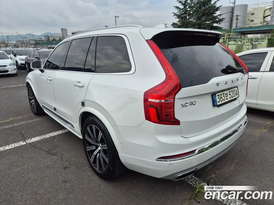 Volvo XC90 2021 2.0 автомат (гидро), фото 5 Volvo XC90 2021 2.0 автомат (гидро), фото 5
