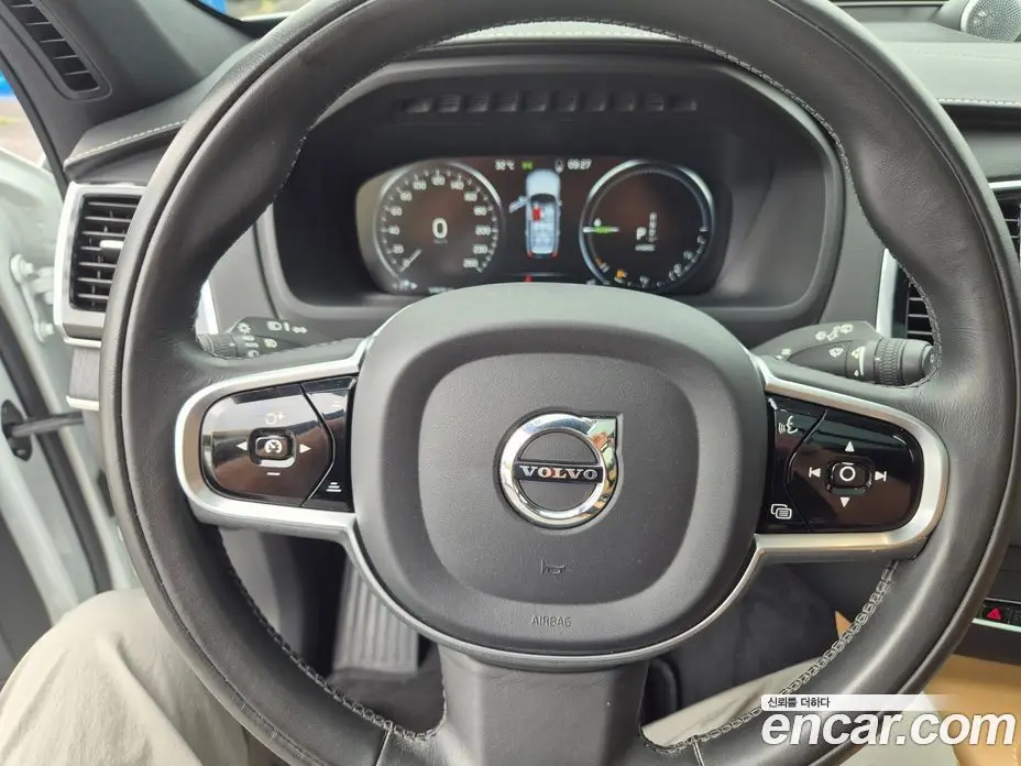 Volvo XC90 2021 2.0 автомат (гидро), фото 10 Volvo XC90 2021 2.0 автомат (гидро), фото 10
