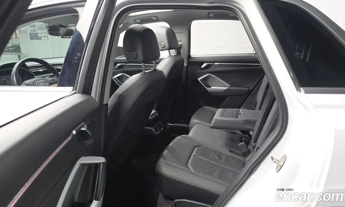 Audi Q3 2023 2.0 автомат (гидро), фото 17