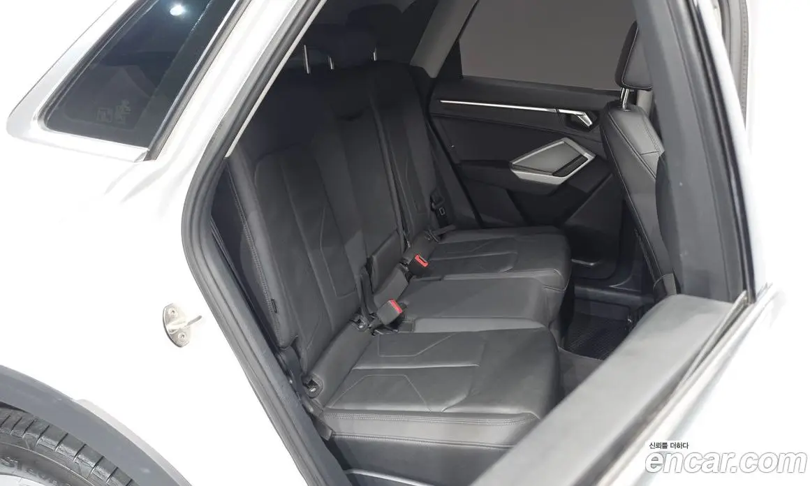 Audi Q3 2023 2.0 автомат (гидро), фото 18