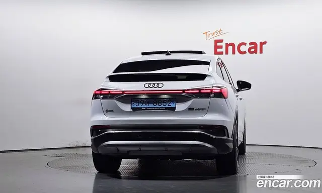 Audi Q4 e-tron 2022 0.2 автомат (гидро), миниатюра 3