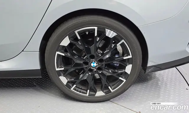 BMW 2 серия 2025 2.0 автомат (гидро), миниатюра 5