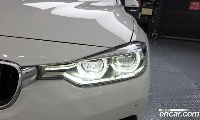 BMW 3 серия 2018 2.0 автомат (гидро), миниатюра 8