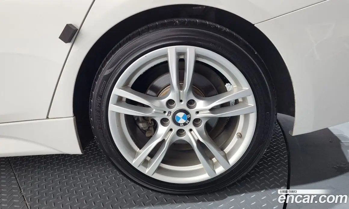BMW 3 серия 2018 2.0 автомат (гидро), фото 7 BMW 3 серия 2018 2.0 автомат (гидро), фото 7